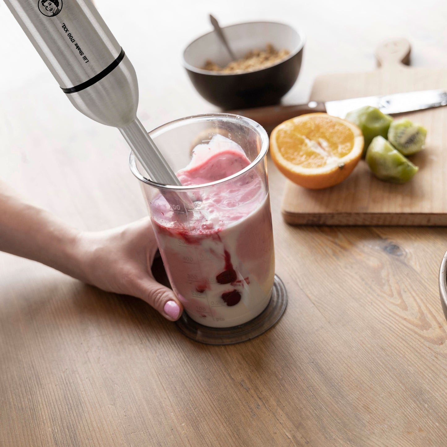 Batidora de Mano Lili Shake 1700W - Potencia y Versatilidad para tu Cocina - Juanita